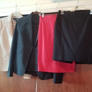 Women's Business Lot